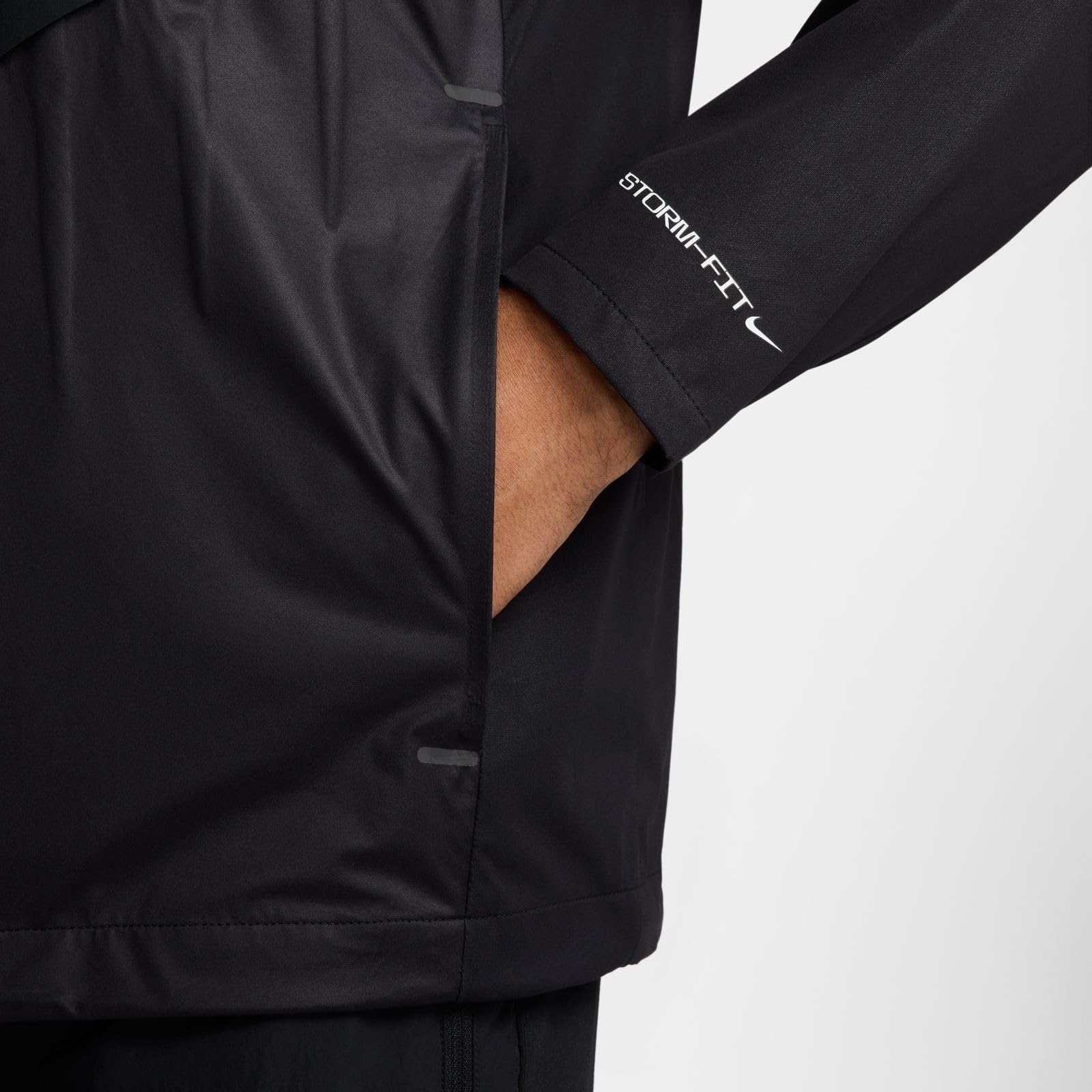 Nike AeroSwift Men's Storm-FIT Aerogami Running Jacket (Black/Summit White)